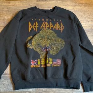 Def Leppard Crewneck 🐆⚡️